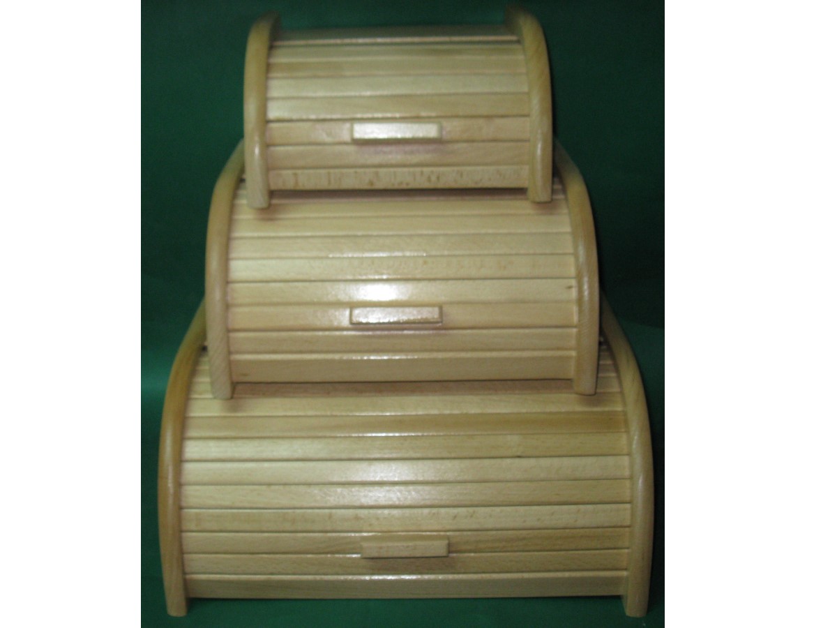 PIKUSA-leipäastia sulkimella