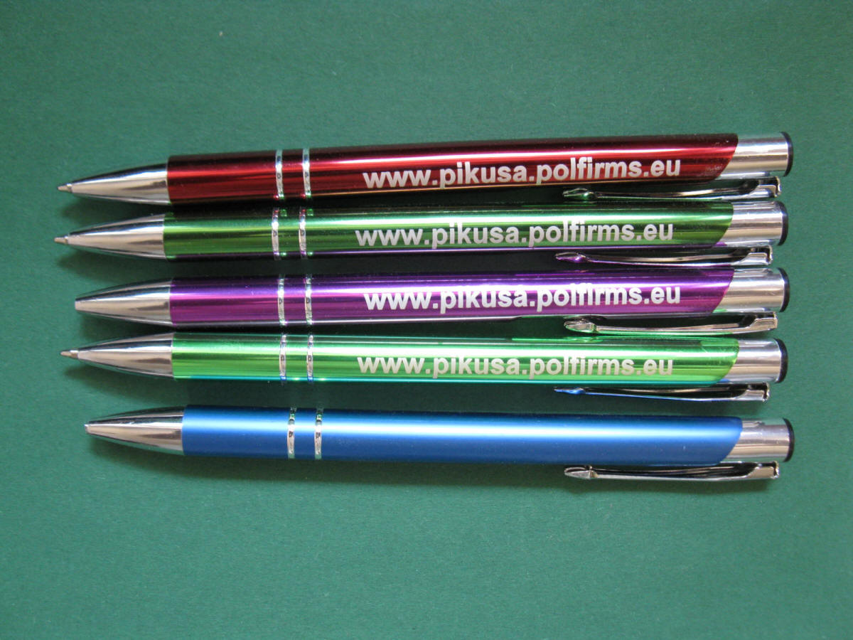 PIKUSA metallikynät logolla